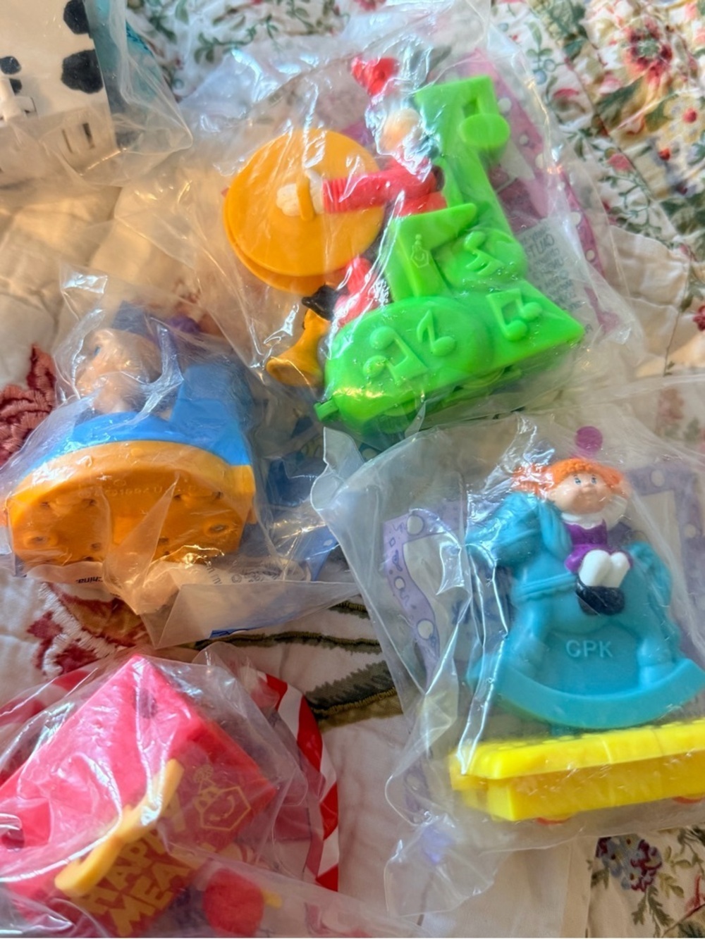 McDonald's Happy Meal Assorted Colorful Toy Lot - Picture 6 of 10